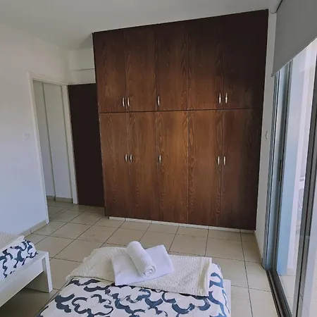Skyline Nest Apartment *