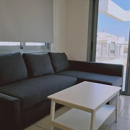 Lägenhet Skyline Nest Larnaca